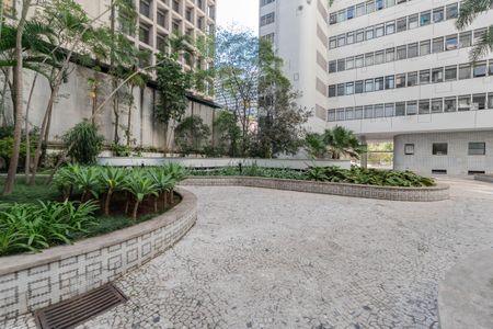 Apartamento à venda com 106m², 2 quartos e sem vaga Apartamento à venda com 106m², 2 quartos e sem vagaÁrea comum