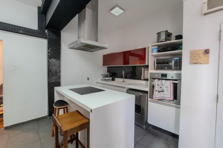 Apartamento à venda com 106m², 2 quartos e sem vaga Apartamento à venda com 106m², 2 quartos e sem vagaCozinha