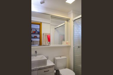 Apartamento à venda com 74m², 3 quartos e 1 vagaBanheiro da Suíte