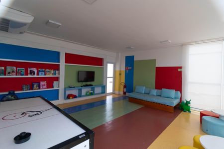 Apartamento à venda com 82m², 3 quartos e 2 vagas Apartamento à venda com 82m², 3 quartos e 2 vagasÁrea comum - Brinquedoteca