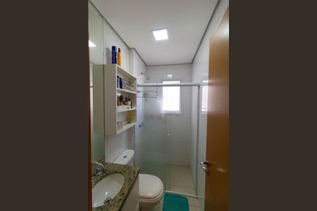 Apartamento à venda com 82m², 3 quartos e 2 vagas Apartamento à venda com 82m², 3 quartos e 2 vagasBanheiro da Suíte 2