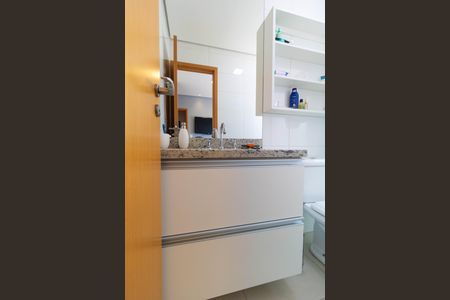 Apartamento à venda com 82m², 3 quartos e 2 vagas Apartamento à venda com 82m², 3 quartos e 2 vagasBanheiro da Suíte 1