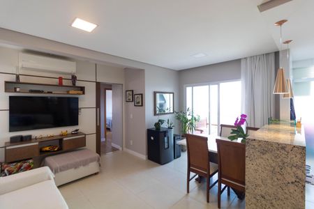 Apartamento à venda com 82m², 3 quartos e 2 vagas Apartamento à venda com 82m², 3 quartos e 2 vagasSala