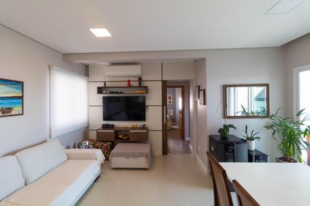 Apartamento à venda com 82m², 3 quartos e 2 vagas Apartamento à venda com 82m², 3 quartos e 2 vagasSala