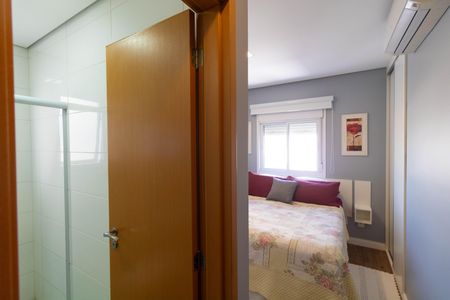 Apartamento à venda com 82m², 3 quartos e 2 vagas Apartamento à venda com 82m², 3 quartos e 2 vagasSuíte 2