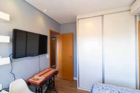 Apartamento à venda com 82m², 3 quartos e 2 vagas Apartamento à venda com 82m², 3 quartos e 2 vagasSuíte 1