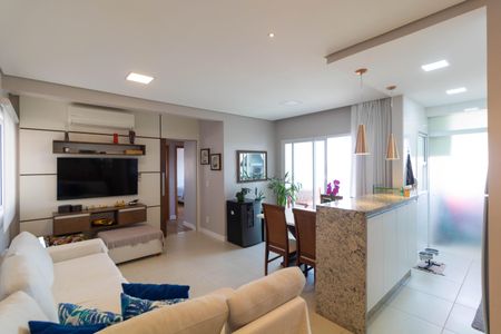 Apartamento à venda com 82m², 3 quartos e 2 vagas Apartamento à venda com 82m², 3 quartos e 2 vagasSala