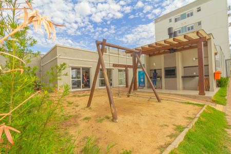 Apartamento à venda com 46m², 2 quartos e 1 vaga Apartamento à venda com 46m², 2 quartos e 1 vagaÁrea comum - Playground