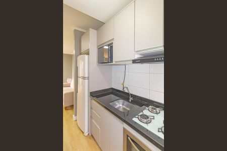 Apartamento à venda com 46m², 2 quartos e 1 vaga Apartamento à venda com 46m², 2 quartos e 1 vagaCozinha e Área de Serviço