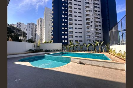 Apartamento à venda com 56m², 2 quartos e 1 vaga Apartamento à venda com 56m², 2 quartos e 1 vagaPiscina
