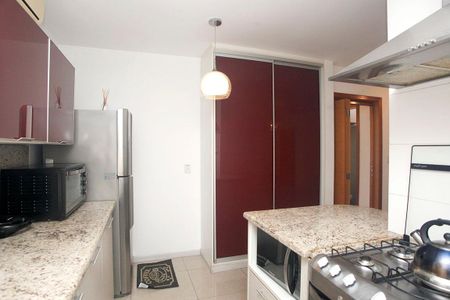 Apartamento para alugar com 140m², 3 quartos e 1 vagaCozinha