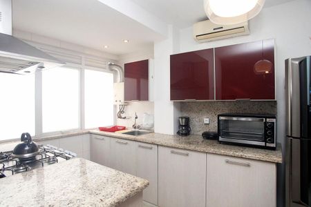 Apartamento para alugar com 140m², 3 quartos e 1 vagaCozinha