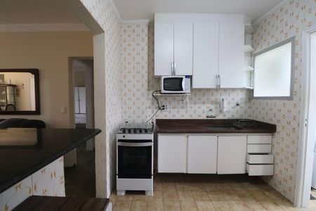 Apartamento para alugar com 100m², 2 quartos e 1 vaga Apartamento para alugar com 100m², 2 quartos e 1 vagaCozinha