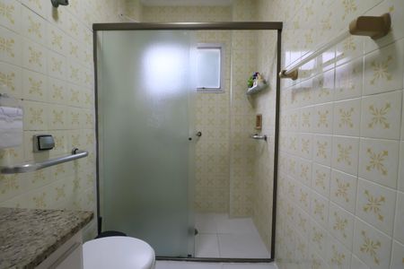 Apartamento para alugar com 100m², 2 quartos e 1 vaga Apartamento para alugar com 100m², 2 quartos e 1 vagaBanheiro Social