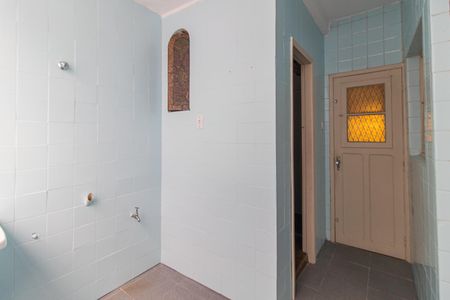 Apartamento para alugar com 110m², 3 quartos e sem vagaCozinha e Área de Serviço