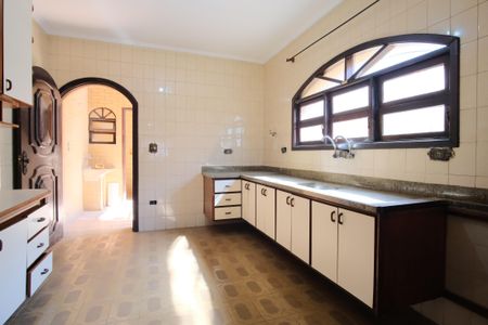 Casa à venda com 111m², 2 quartos e 2 vagasCozinha