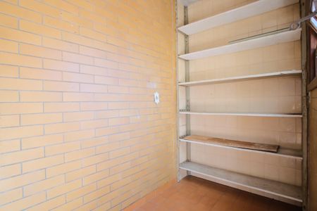 Casa à venda com 111m², 2 quartos e 2 vagasQuarto de Serviço