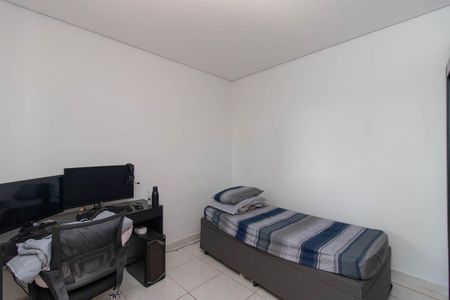 Casa à venda com 300m², 4 quartos e 4 vagas Casa à venda com 300m², 4 quartos e 4 vagasQuarto 1