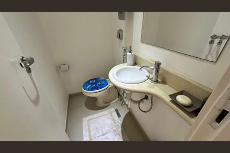 Apartamento para alugar com 326m², 5 quartos e 3 vagas Apartamento para alugar com 326m², 5 quartos e 3 vagasLavabo