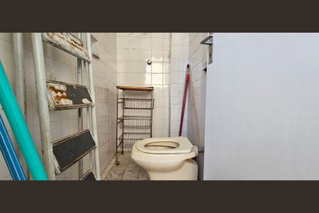 Apartamento à venda com 108m², 3 quartos e 1 vaga Apartamento à venda com 108m², 3 quartos e 1 vagaBanheiro de Serviço