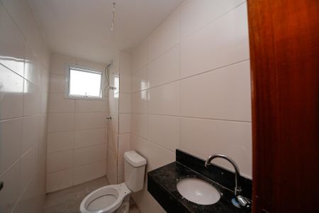 Apartamento à venda com 42m², 2 quartos e sem vaga Apartamento à venda com 42m², 2 quartos e sem vagaBanheiro Social