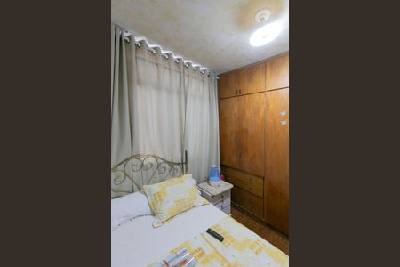Casa à venda com 300m², 5 quartos e 3 vagas Casa à venda com 300m², 5 quartos e 3 vagasQuarto
