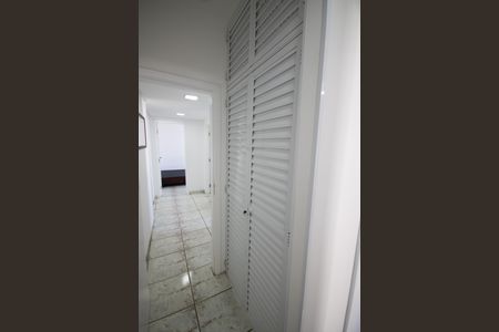 Apartamento para alugar com 120m², 3 quartos e 2 vagas Apartamento para alugar com 120m², 3 quartos e 2 vagasCorredor