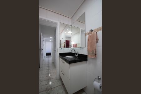 Apartamento para alugar com 120m², 3 quartos e 2 vagas Apartamento para alugar com 120m², 3 quartos e 2 vagasBanheiro da Suíte