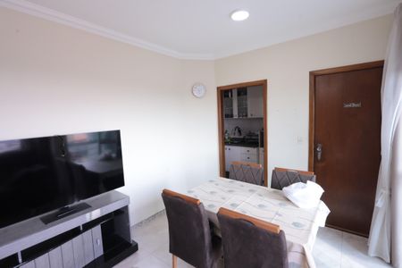 Apartamento à venda com 75m², 3 quartos e 1 vagaSala