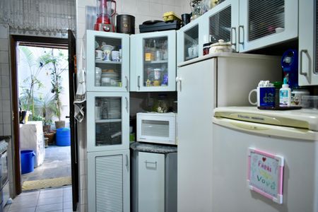 Casa à venda com 220m², 3 quartos e 2 vagas Casa à venda com 220m², 3 quartos e 2 vagasCozinha