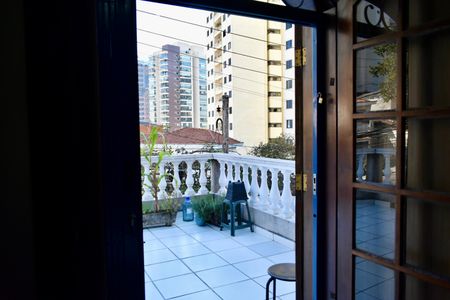 Casa à venda com 220m², 3 quartos e 2 vagas Casa à venda com 220m², 3 quartos e 2 vagasVaranda Suíte 1