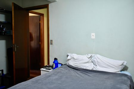 Casa à venda com 220m², 3 quartos e 2 vagas Casa à venda com 220m², 3 quartos e 2 vagasSuíte 3