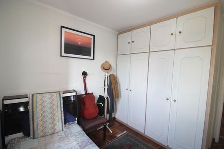 Apartamento à venda com 126m², 4 quartos e 2 vagasQuarto 2