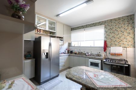 Casa à venda com 280m², 3 quartos e 3 vagas Casa à venda com 280m², 3 quartos e 3 vagasCozinha