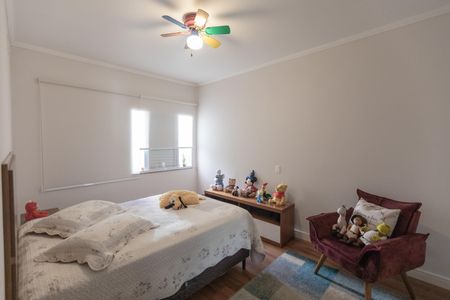 Casa à venda com 280m², 3 quartos e 3 vagas Casa à venda com 280m², 3 quartos e 3 vagasQuarto 1