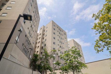 Apartamento à venda com 47m², 2 quartos e sem vaga Apartamento à venda com 47m², 2 quartos e sem vagaFachada