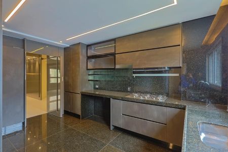 Apartamento à venda com 259m², 3 quartos e 4 vagas