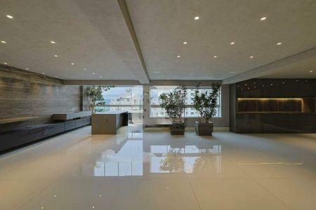 Apartamento à venda com 259m², 3 quartos e 4 vagas