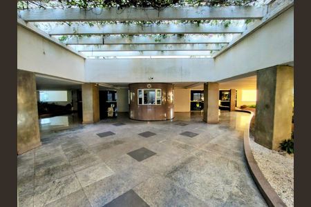 Apartamento à venda com 200m², 4 quartos e 2 vagas