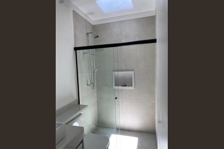 Casa à venda com 257m², 4 quartos e 4 vagas