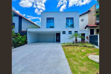 Casa à venda com 257m², 4 quartos e 4 vagas