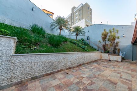 Casa à venda com 500m², 3 quartos e 4 vagasQuintal
