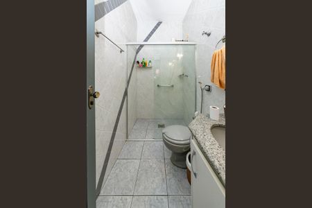 Casa à venda com 500m², 3 quartos e 4 vagasBanheiro de Serviço