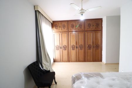 Apartamento para alugar com 130m², 3 quartos e 1 vagaSuíte