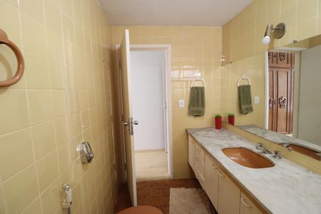 Apartamento para alugar com 130m², 3 quartos e 1 vagaBanheiro da Suíte