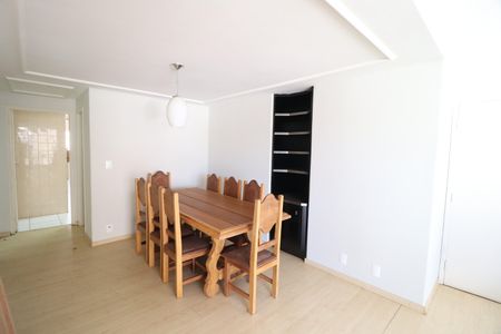 Apartamento para alugar com 130m², 3 quartos e 1 vagaSala de Jantar