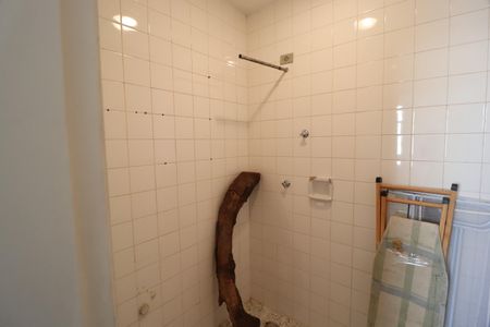Apartamento para alugar com 130m², 3 quartos e 1 vagaBanheiro de serviço