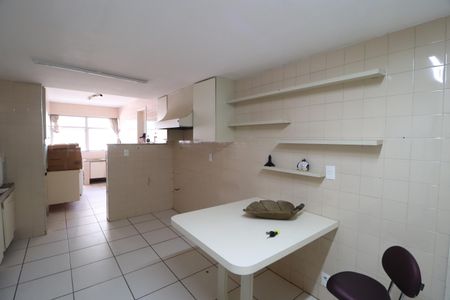 Apartamento para alugar com 130m², 3 quartos e 1 vagaCozinha