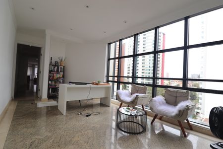 Apartamento à venda com 320m², 5 quartos e 4 vagasSala