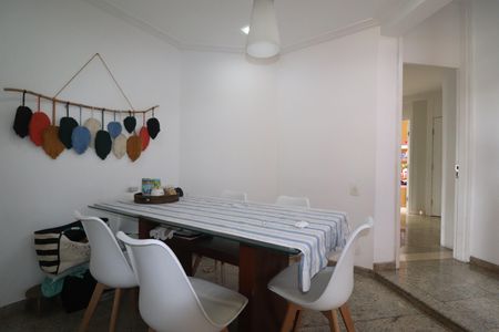 Apartamento à venda com 320m², 5 quartos e 4 vagasCopa